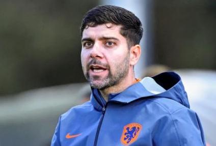 Coach Anoush Dastgir.